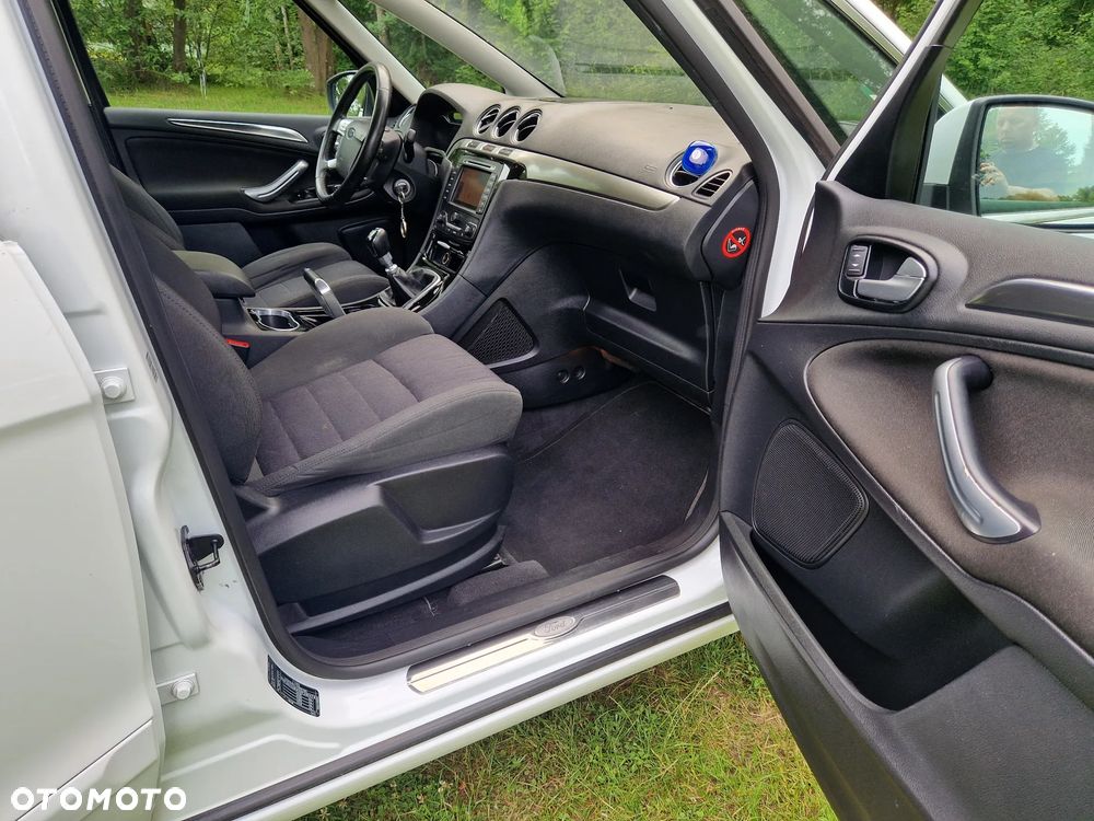 Ford S-Max - 15