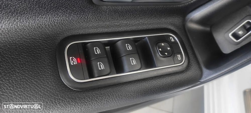 Mercedes-Benz A 250 - 50