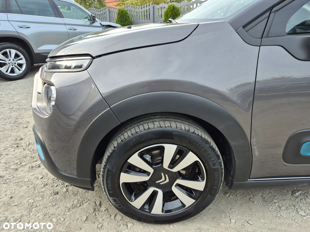 Citroën C3 1.2 PureTech Shine EAT6 - 27
