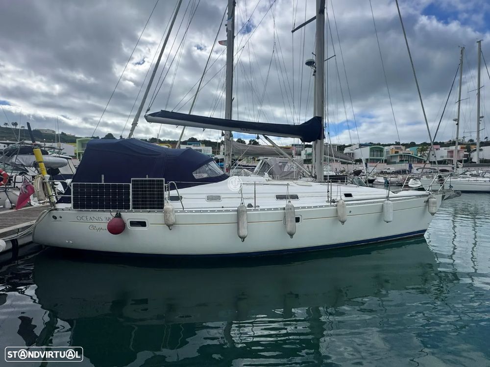 Beneteau Oceanis 381 Clipper - 2