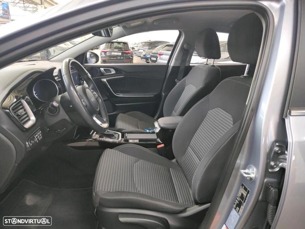 Kia XCeed 1.6 GDi PHEV Drive - 3