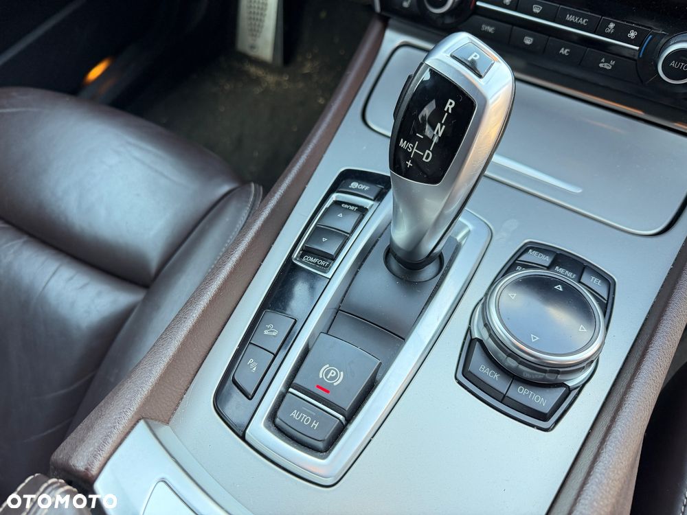BMW 5GT 535i xDrive - 19