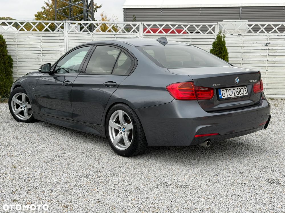 BMW Seria 3 2013 photo 2