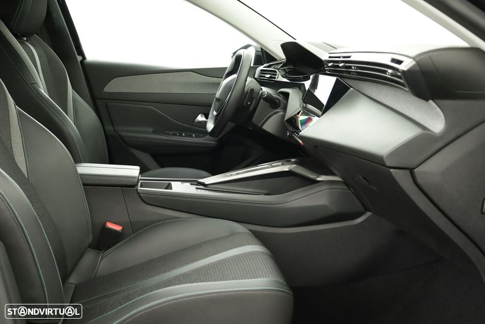 Peugeot 308 1.6 Hybrid Allure Pack e-EAT8 - 23