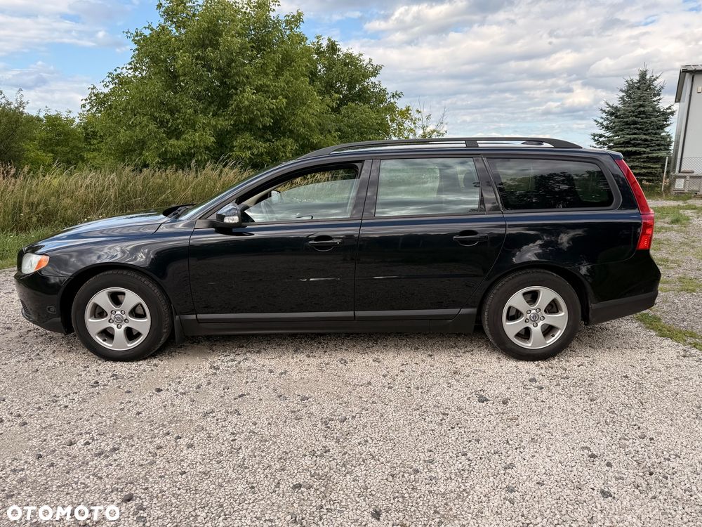 Volvo V70 2.0 - 12
