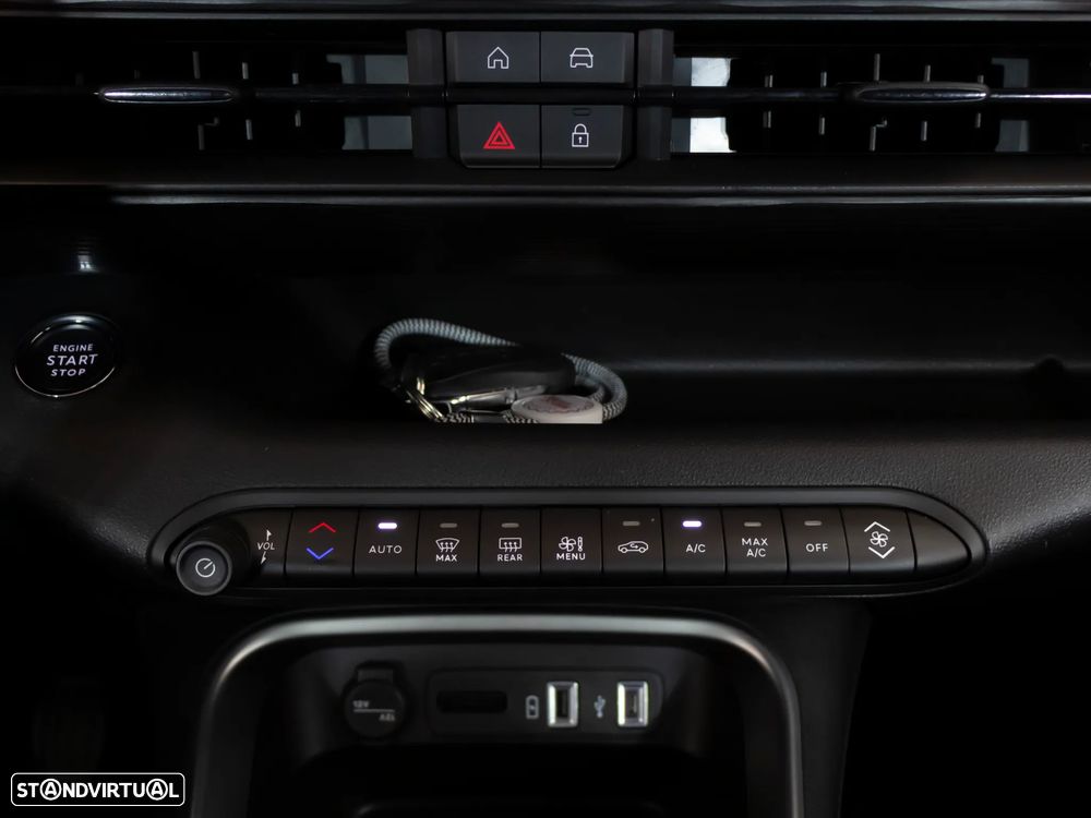 Jeep Avenger 1.2 GSE T3 Altitude - 36