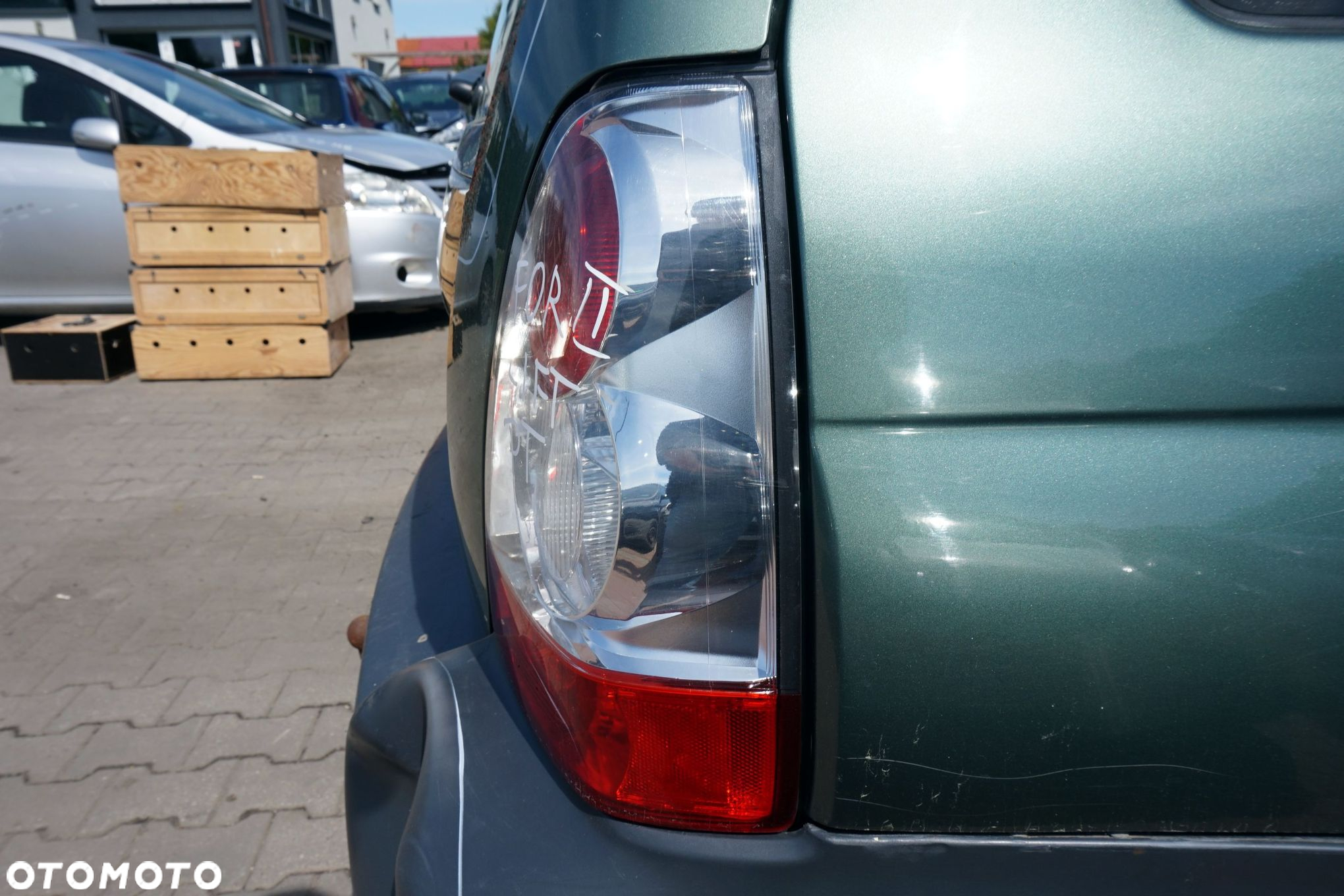 LAMPA TYLNA PRAWA FORESTER II SG LIFT 84201SA301 SUBARU 2006-2008 - 3