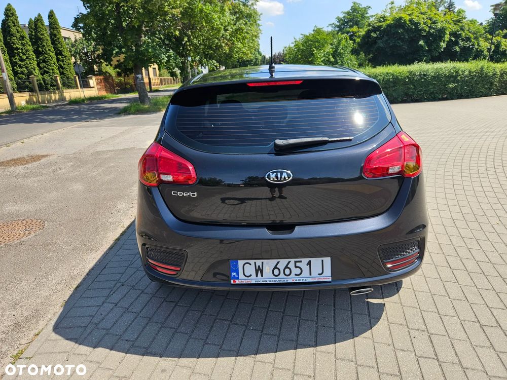 Kia Ceed 1.4 CVVT Dream-Team Edition - 6