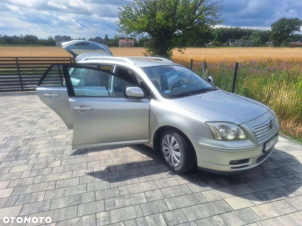 Toyota Avensis 1.8 VVT-i Combi - 4