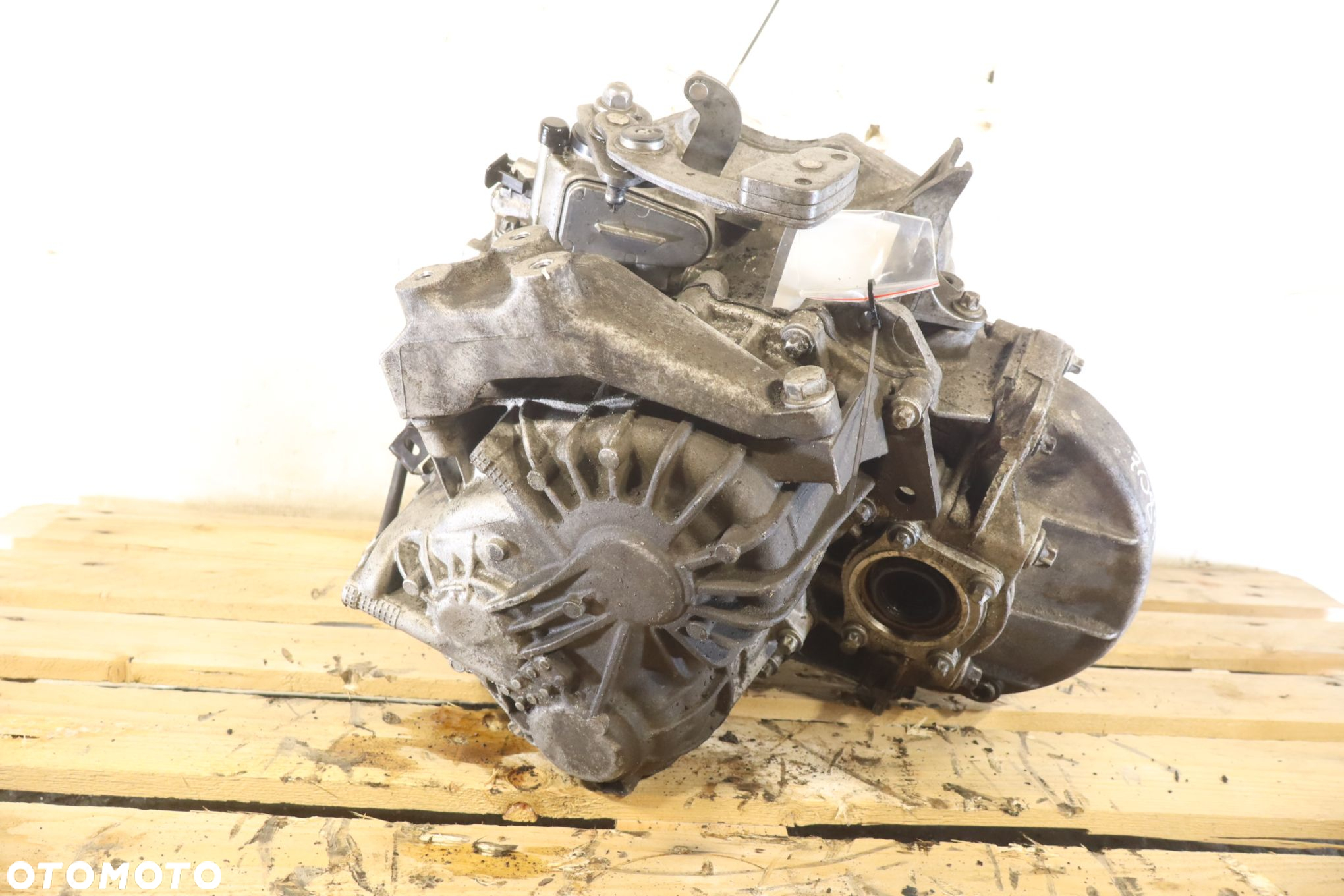 SKRZYNIA BIEGÓW 6 BIEGOWA OPEL ASTRA J 1.7CDTI 55194293 - 2