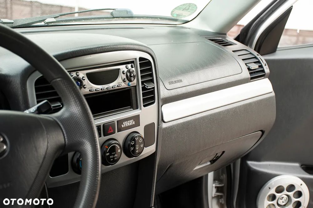 Suzuki Grand Vitara 1.6 - 27