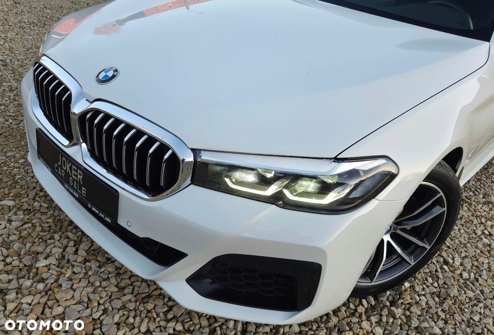 BMW Seria 5 520d Touring M Sport Edition - 38