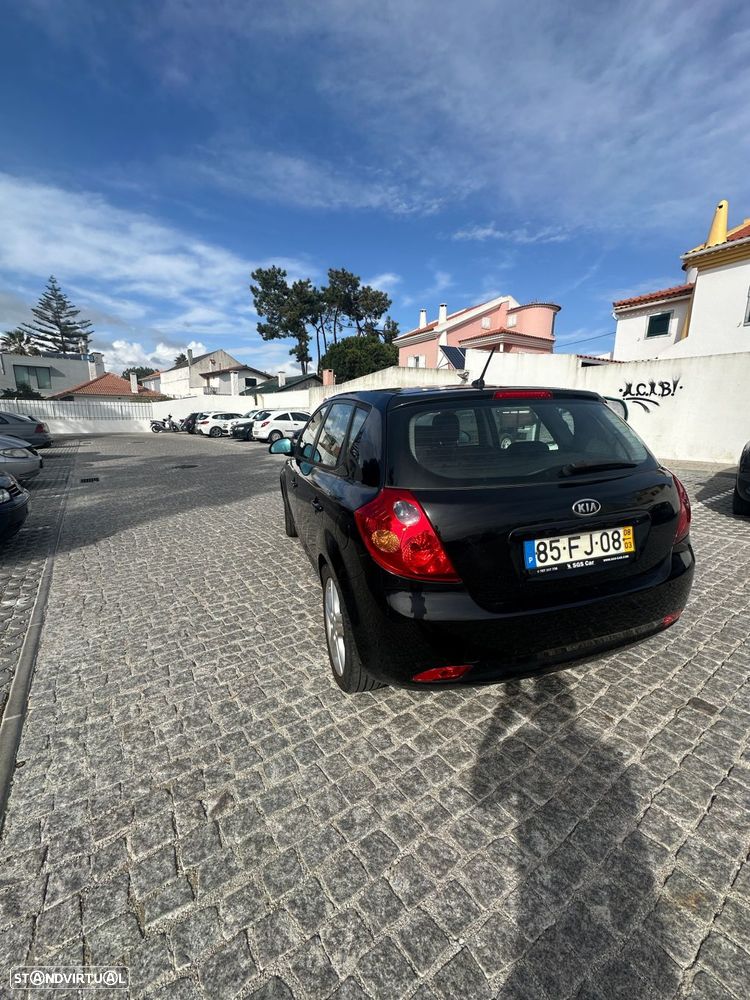 Kia Ceed - 5