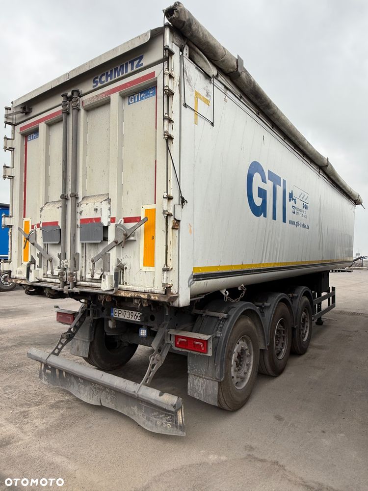 Schmitz Cargobull - 3