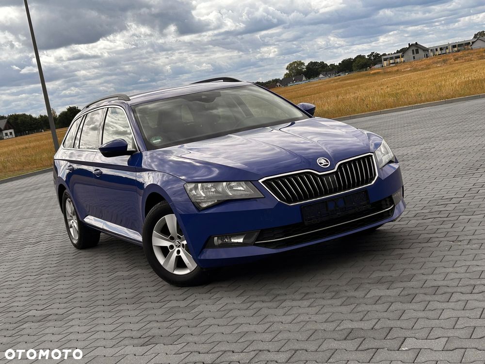 Skoda Superb 2.0 TDI DSG Active - 11
