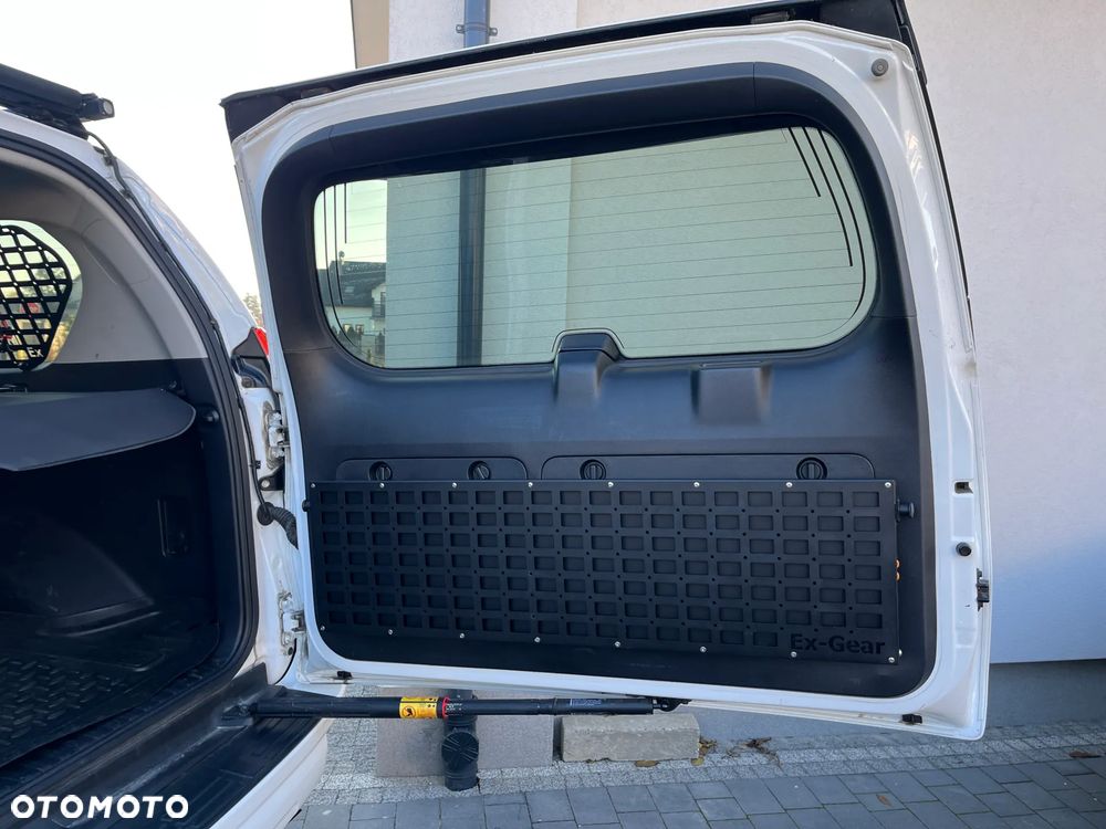 Toyota Land Cruiser - 8