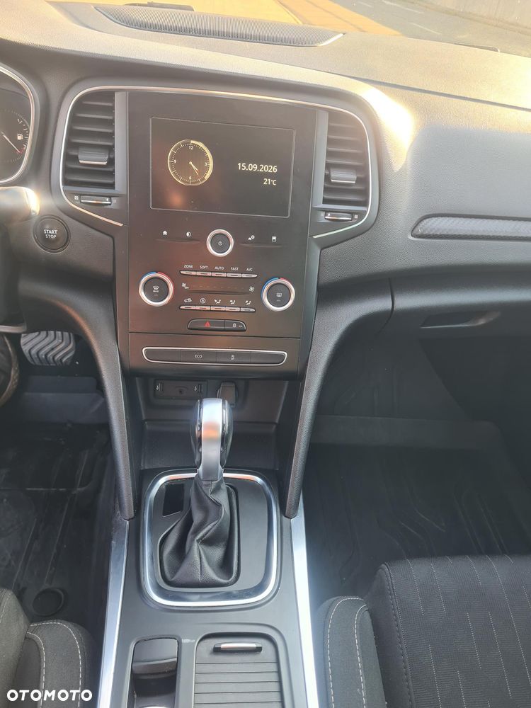 Renault Megane 1.3 TCe FAP Limited EDC - 9