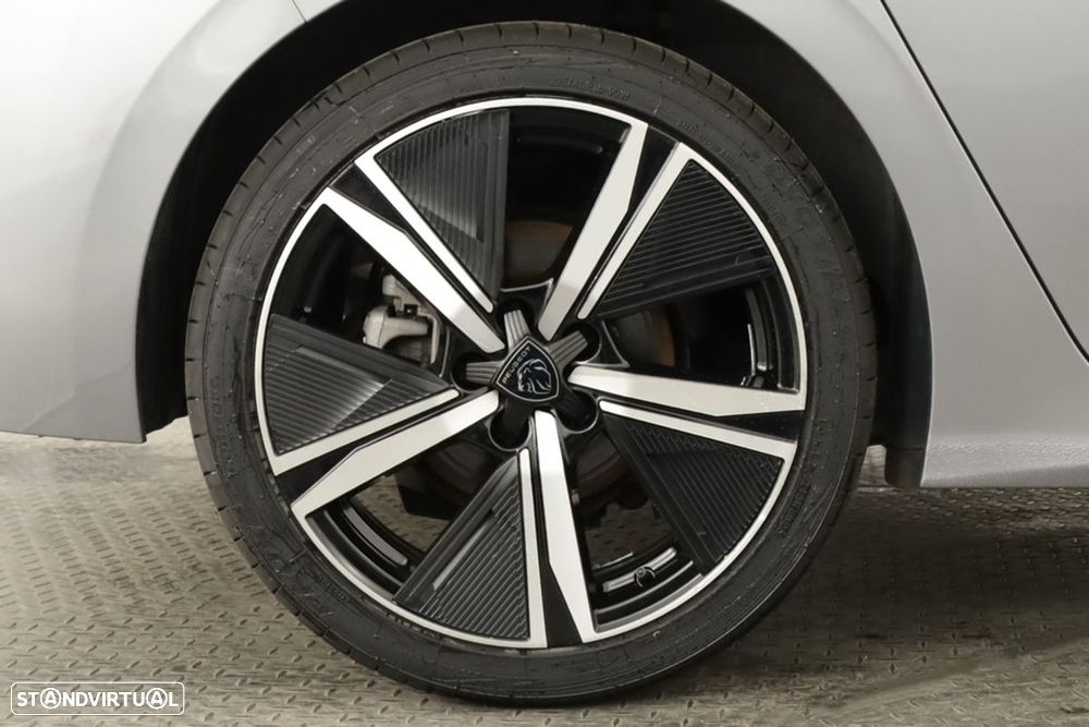 Peugeot 308 1.2 PureTech GT EAT8 - 5