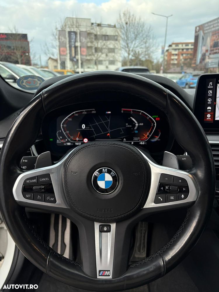 BMW Seria 5 530d Aut. M Sport Edition - 10