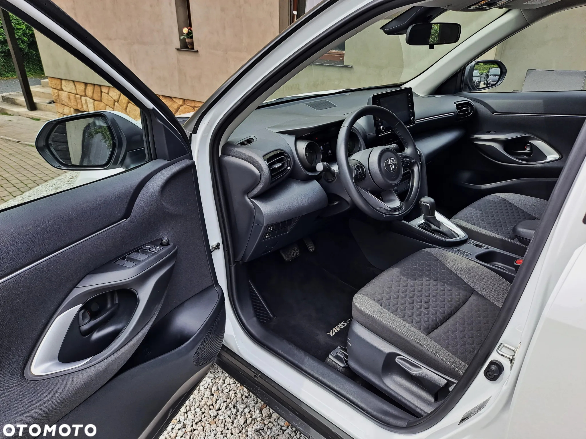 Toyota Yaris Cross Hybrid 1.5 Comfort - 14