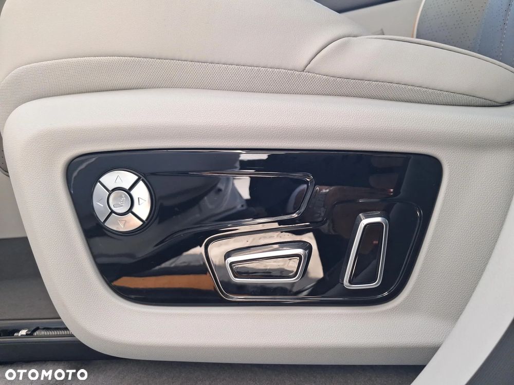 Forthing U Tour - 19