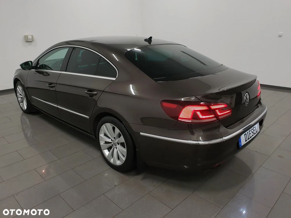 Volkswagen Passat CC - 4