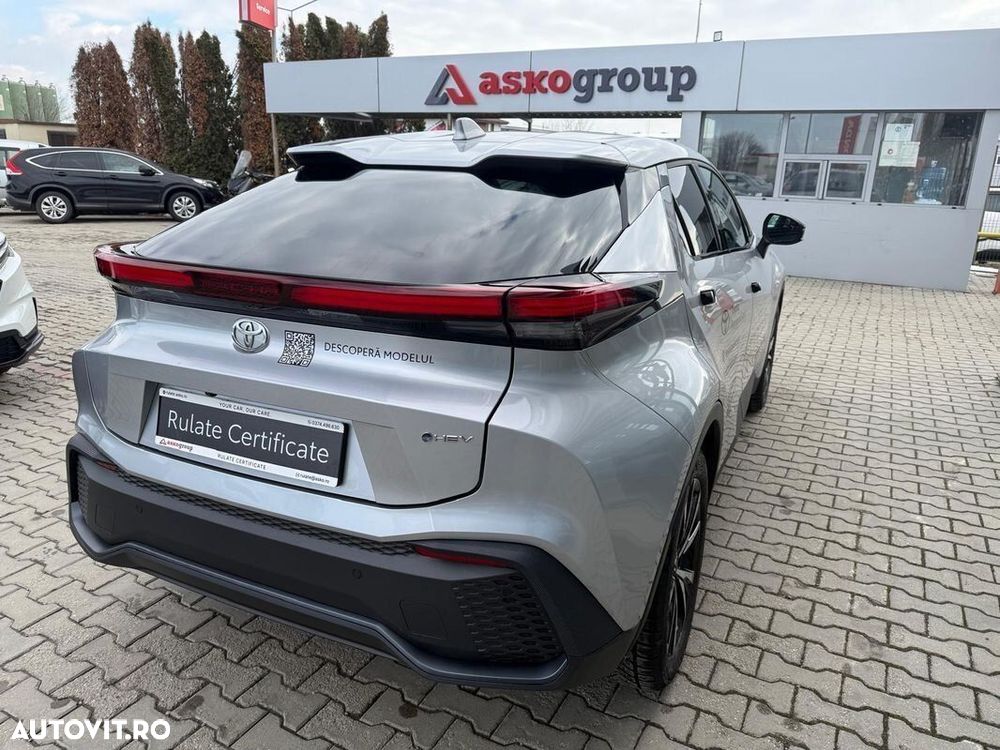 TOYOTA C-HR 2025 — imagine 32