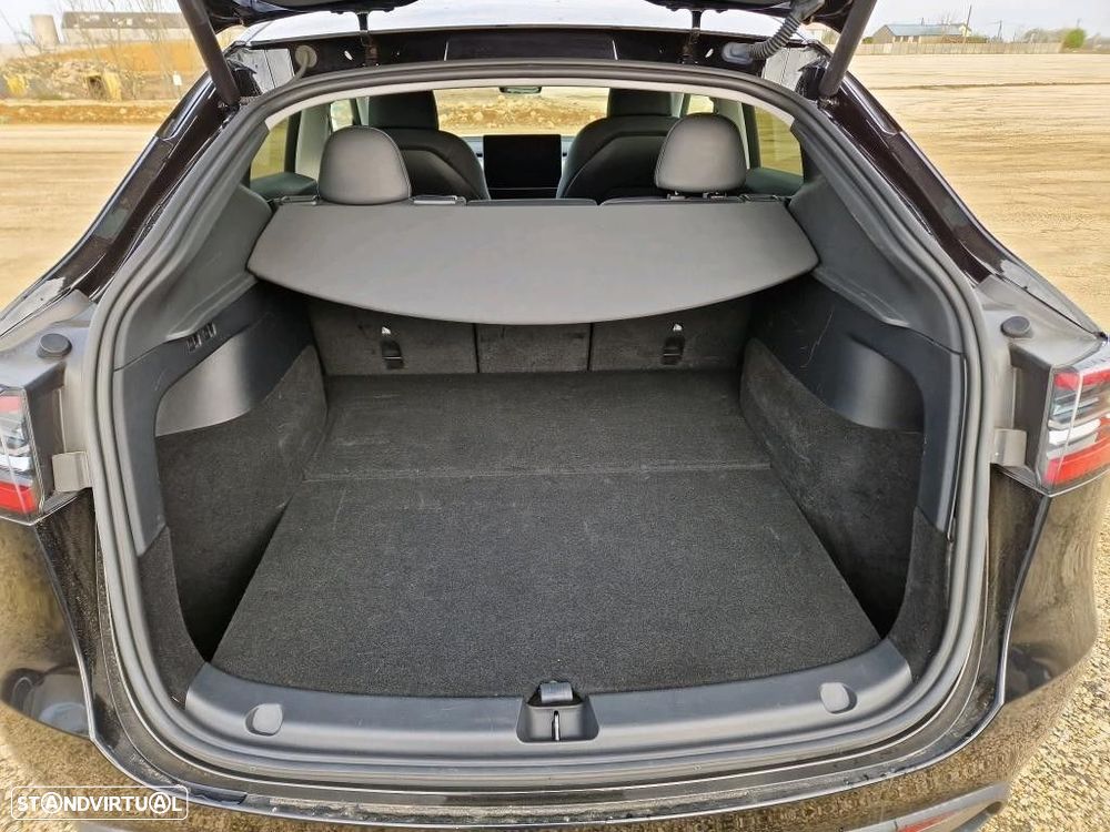 Tesla Model Y Tração Traseira - 18