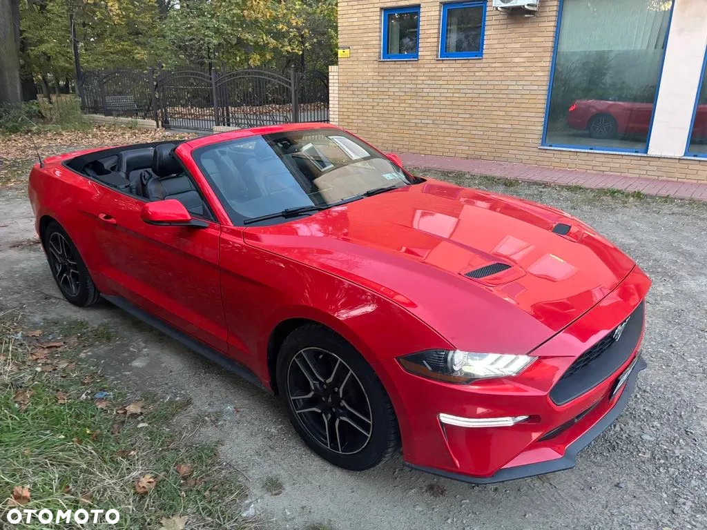 Ford Mustang - 9