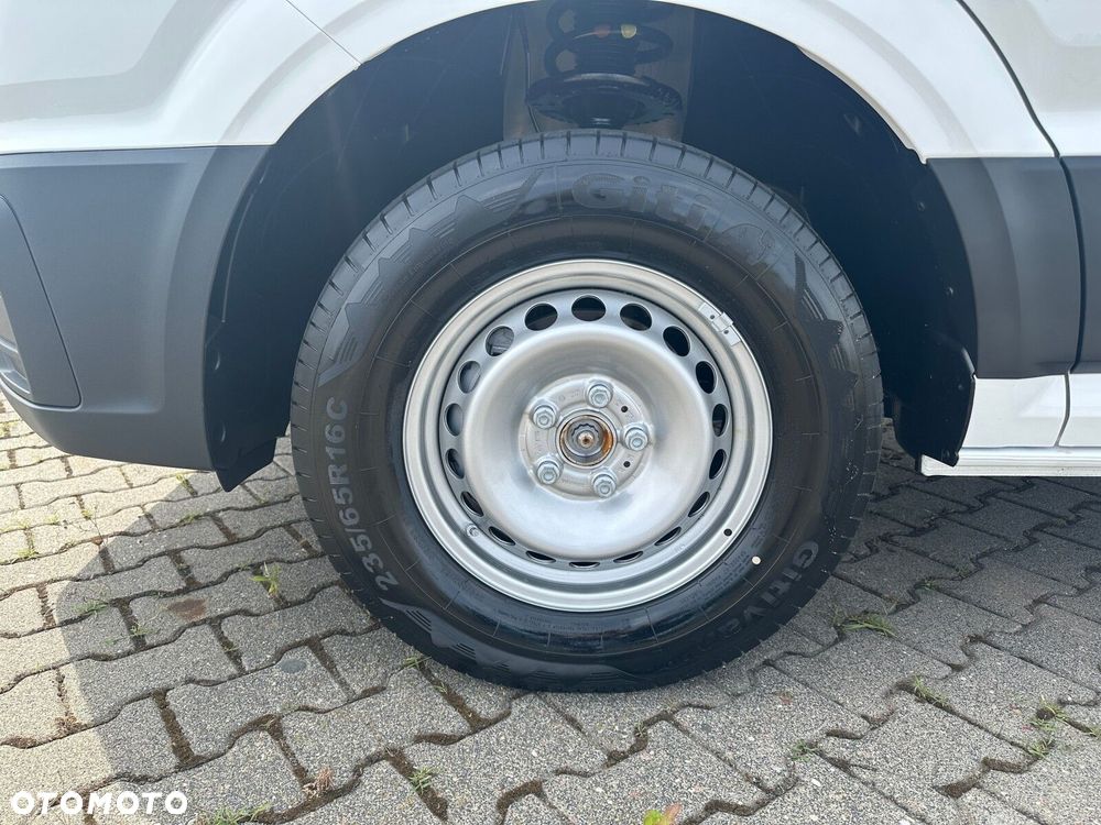 Volkswagen Crafter 35 2.0 TDI L3H3 3640 140 KM - 25
