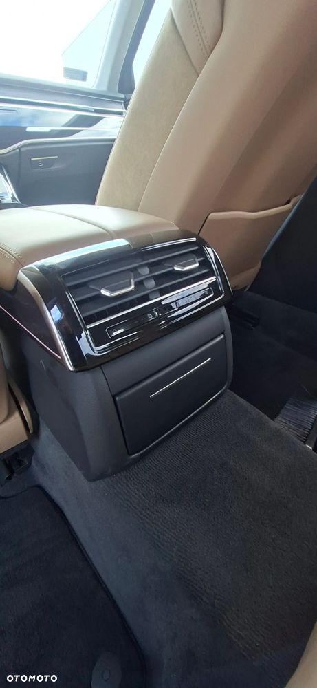 Audi A8 50 TDI mHEV Quattro Tiptr - 13