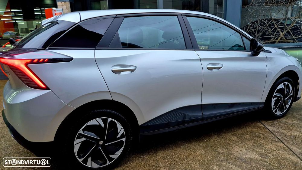 MG MG4 51 kWh Standard - 35