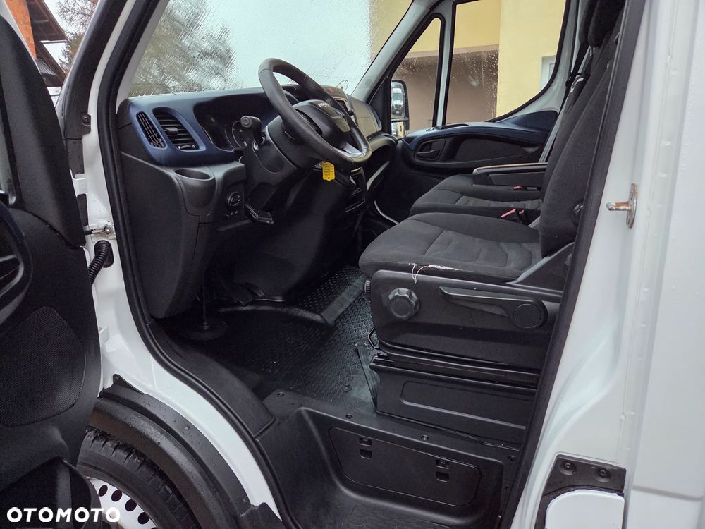 Iveco DAILY 35-160 - 12