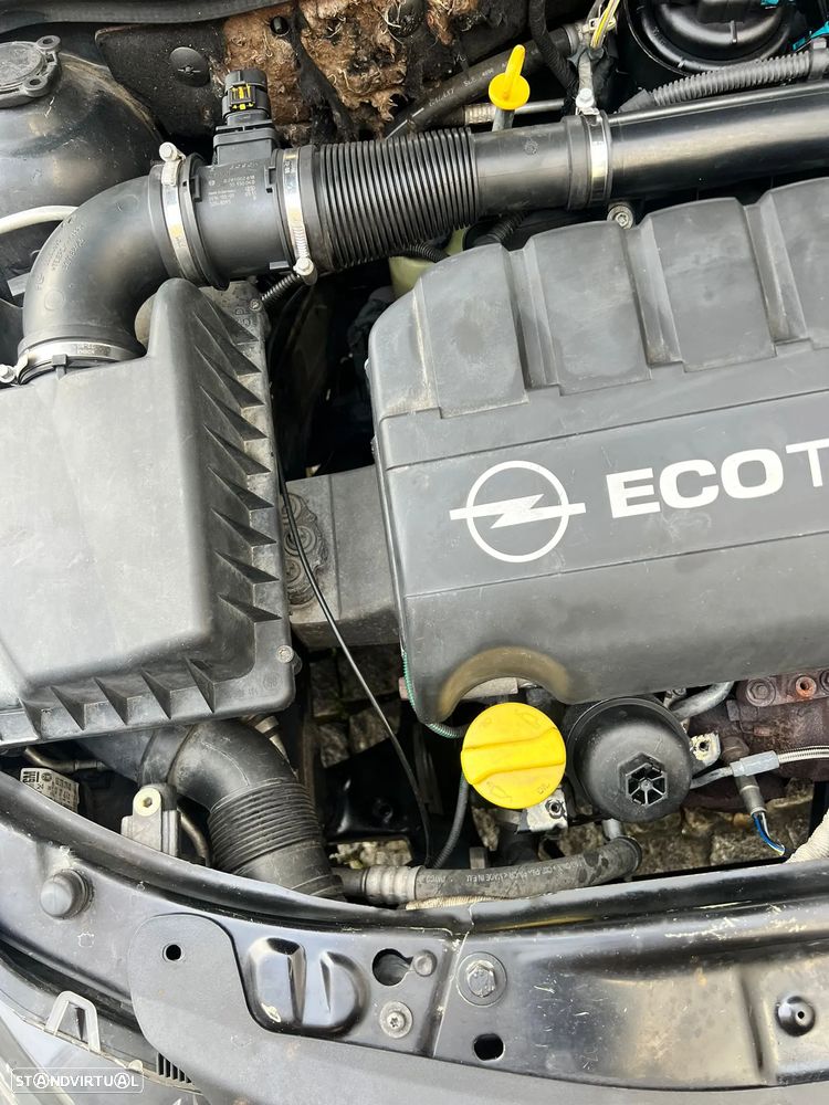Opel Astra GTC 1.3 CDTI - 16
