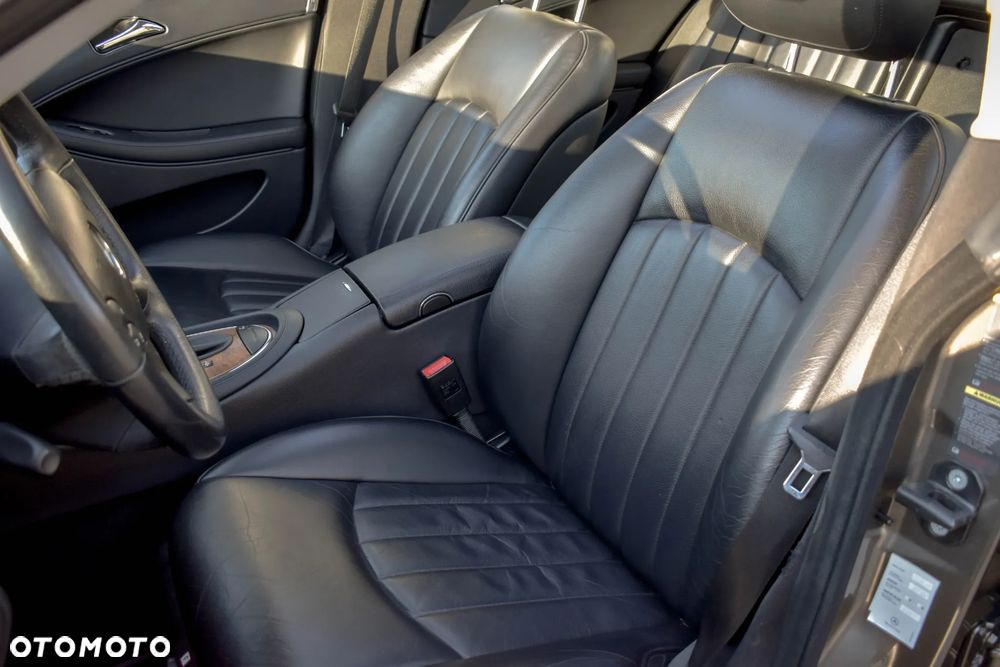 Mercedes-Benz CLS 350 CGI 7G-TRONIC - 16