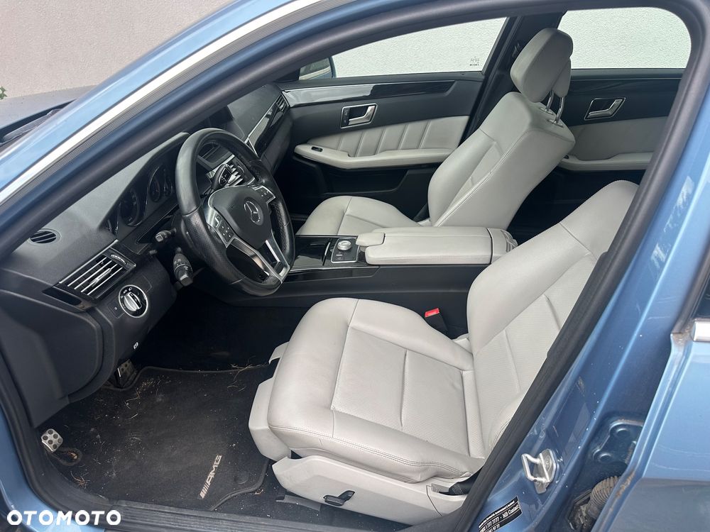 Mercedes-Benz Klasa E 350 CDI DPF 4Matic BlueEFFICIENCY 7G-TRONIC - 16