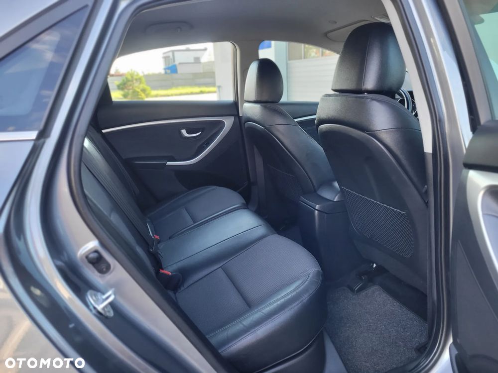 Hyundai i30 1.6 GDI DCT Premium - 19