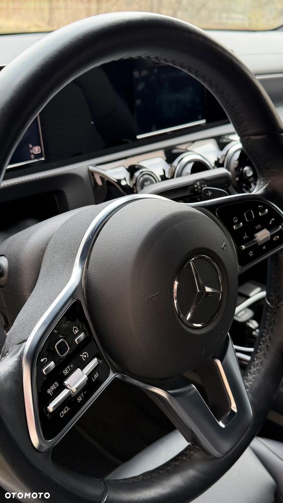 Mercedes-Benz CLA 200 d 8G-DCT - 20