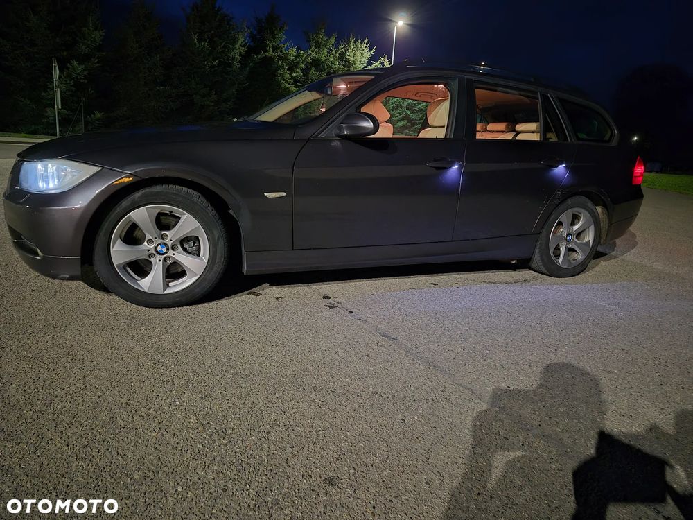 BMW Seria 3 320d - 17