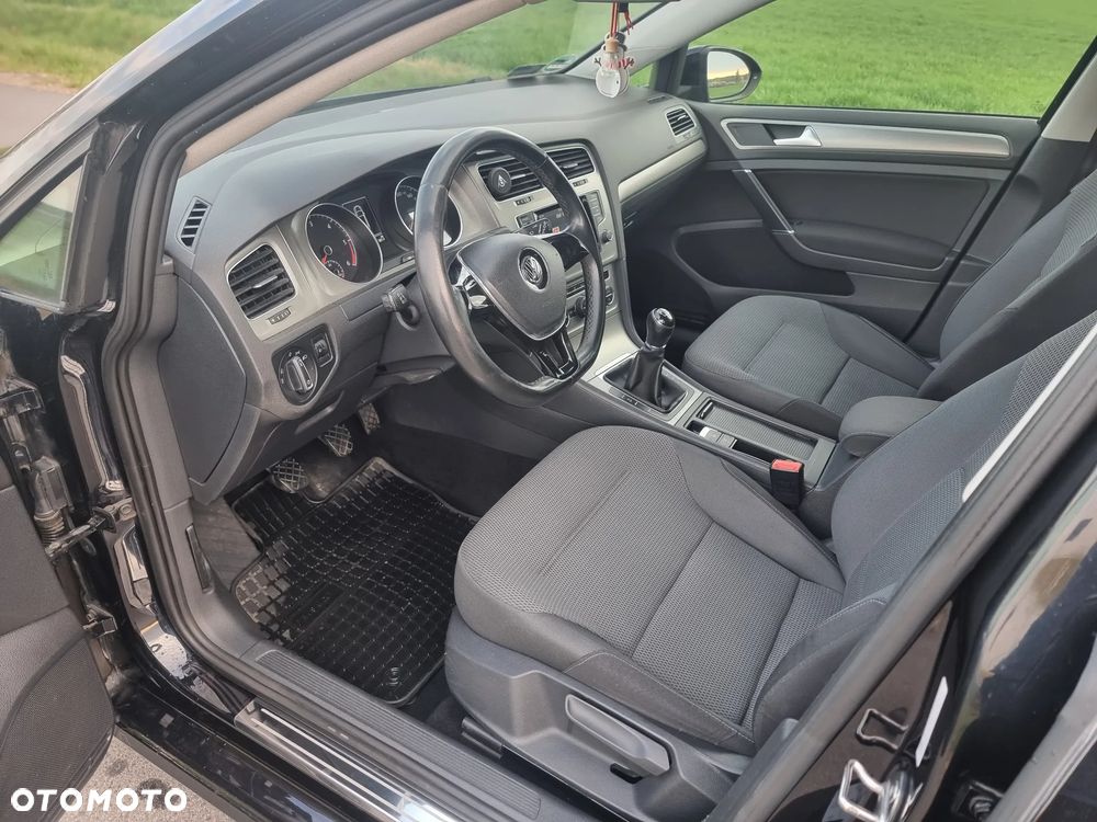 Volkswagen Golf 1.6 TDI Trendline - 5