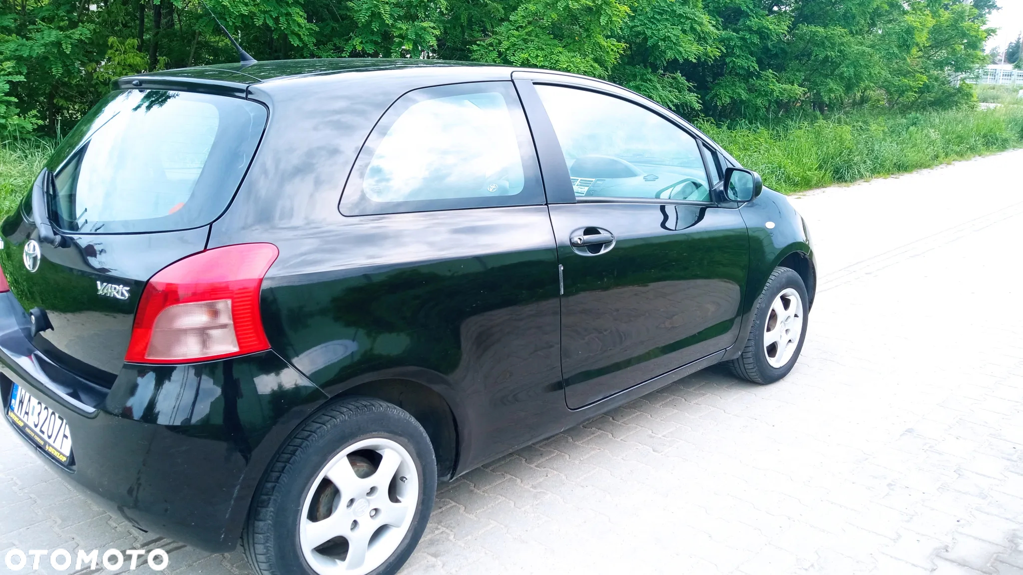 Toyota Yaris 1.0 Terra - 3