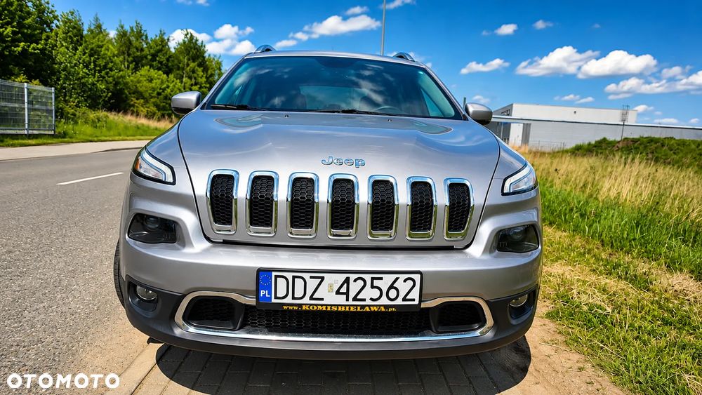 Jeep Cherokee - 5