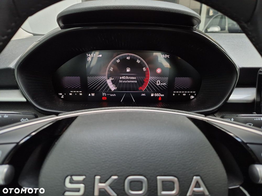Skoda Fabia 1.0 TSI Drive - 25