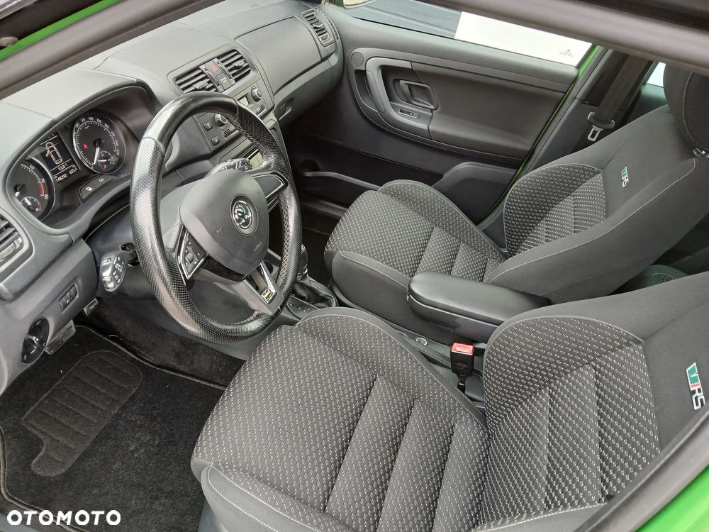 Skoda Fabia 1.4 TSI DSG RS - 29