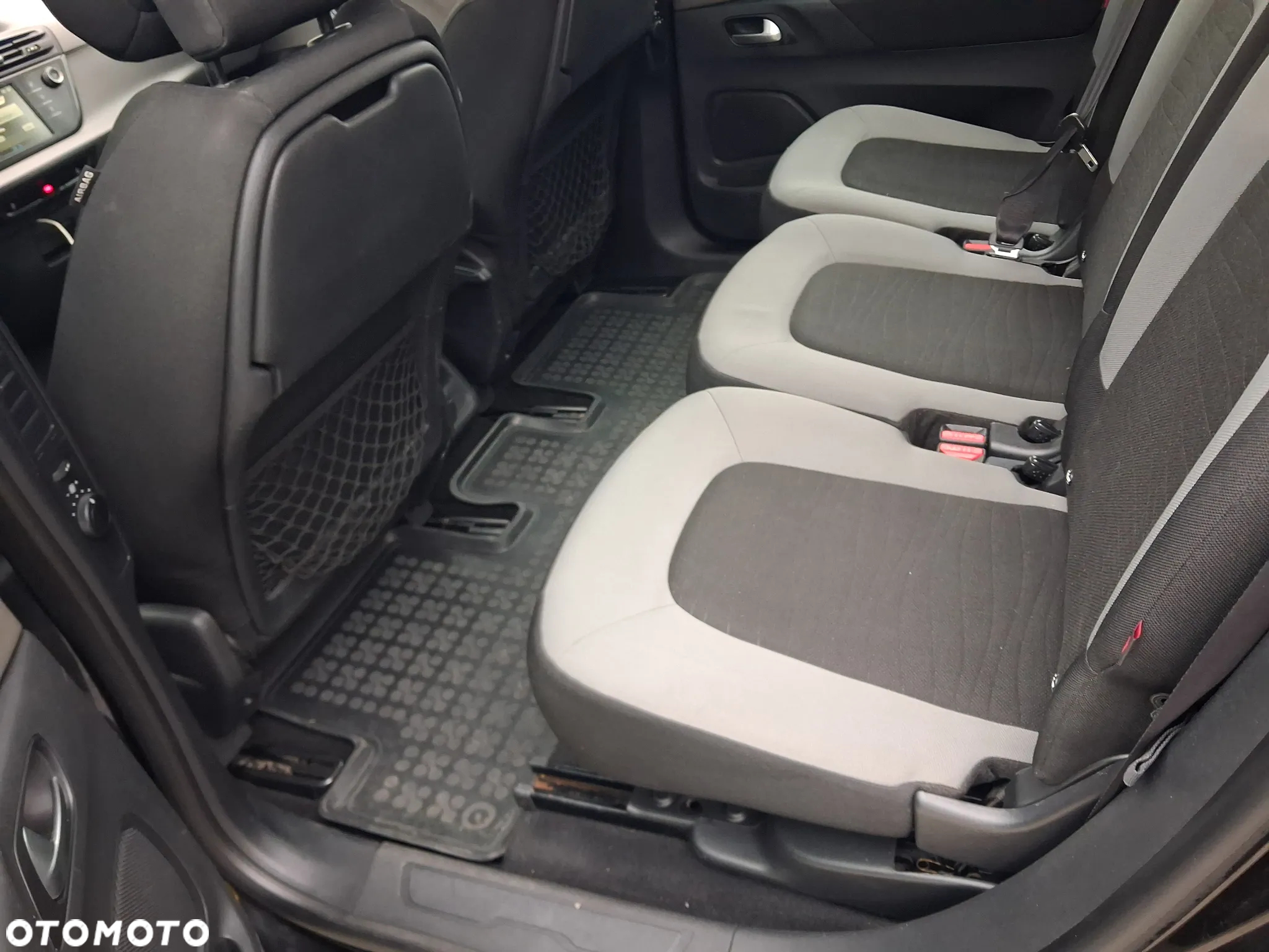Citroën C4 Grand Picasso 1.6 e-HDi Attraction - 12