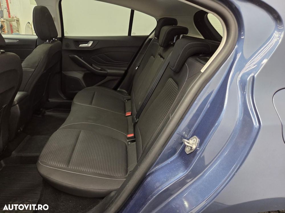 Ford Focus 1.0 EcoBoost Titanium Business - 15