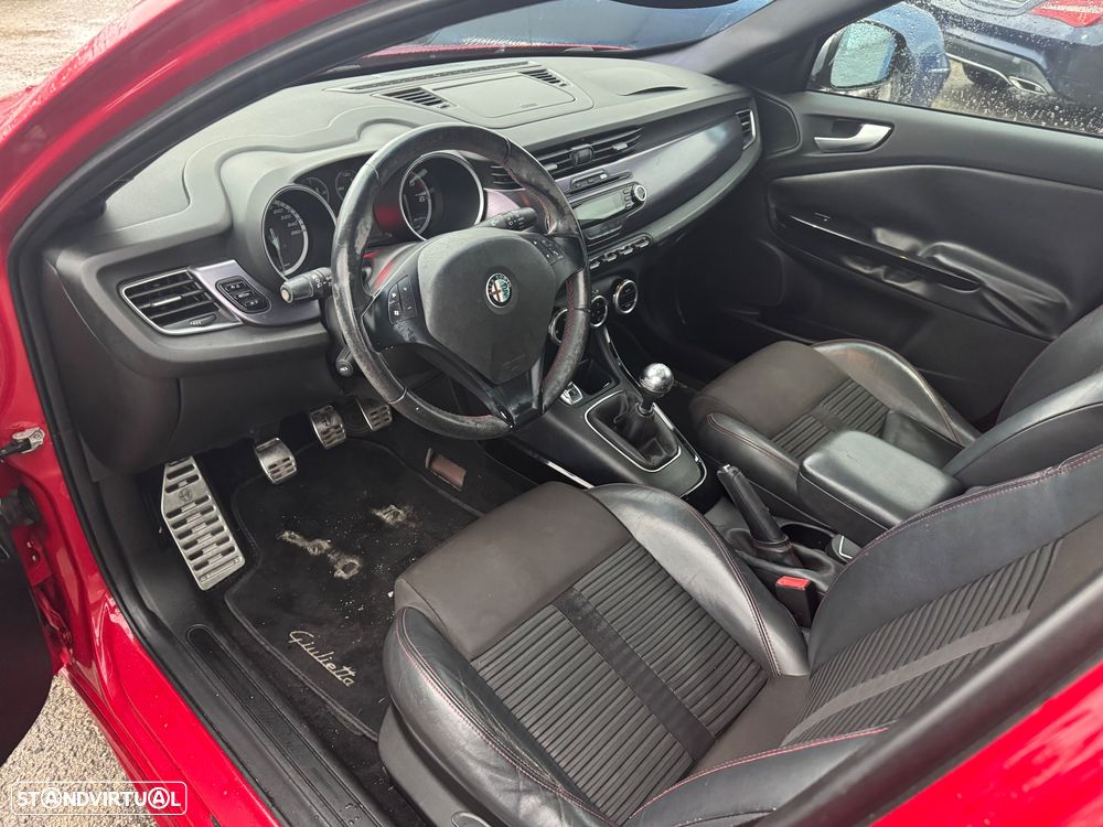 Alfa Romeo Giulietta 1.6 JTDM Distinctive - 8