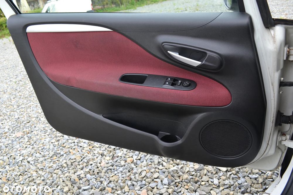 Fiat Punto Evo - 17