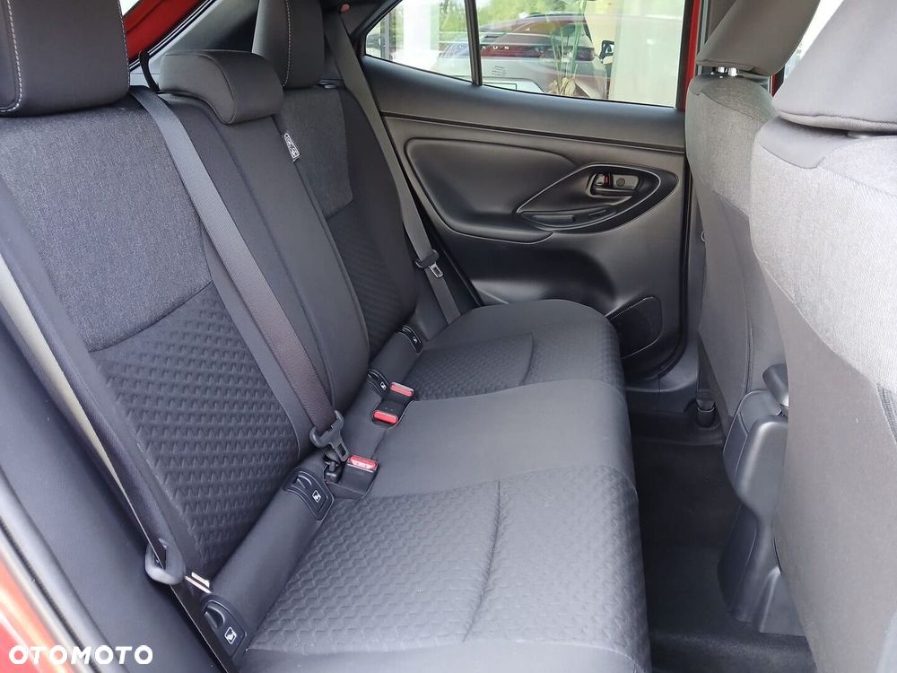 Toyota Yaris Cross Hybrid 1.5 Style - 25