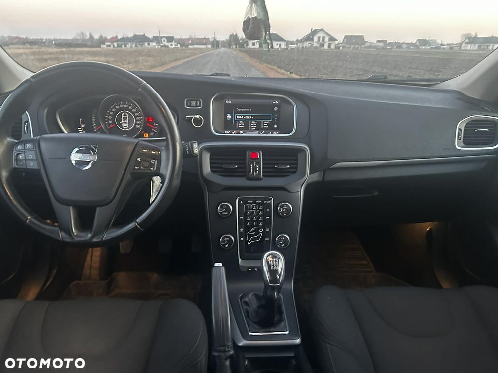 Volvo V40 2012